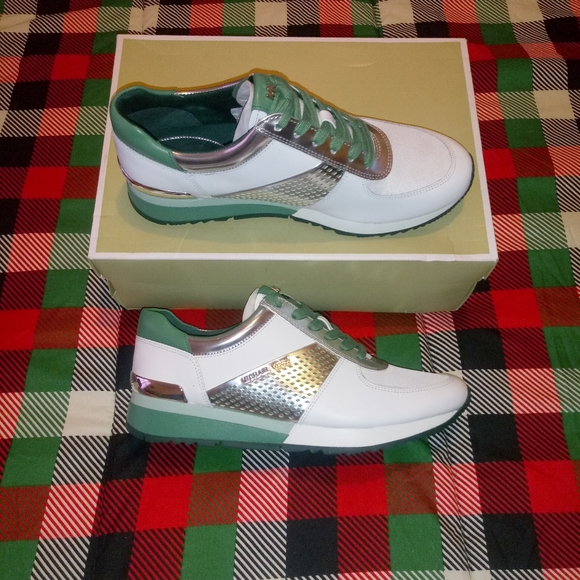 Michael Kors Allie Wrap Trainer - Picture 8 of 10